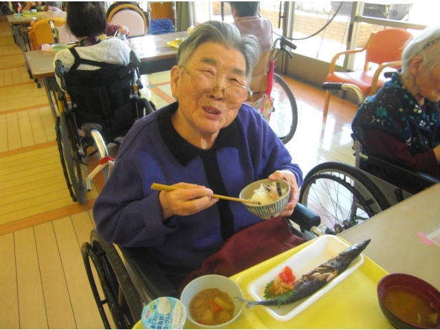 「おいしいわ～～」