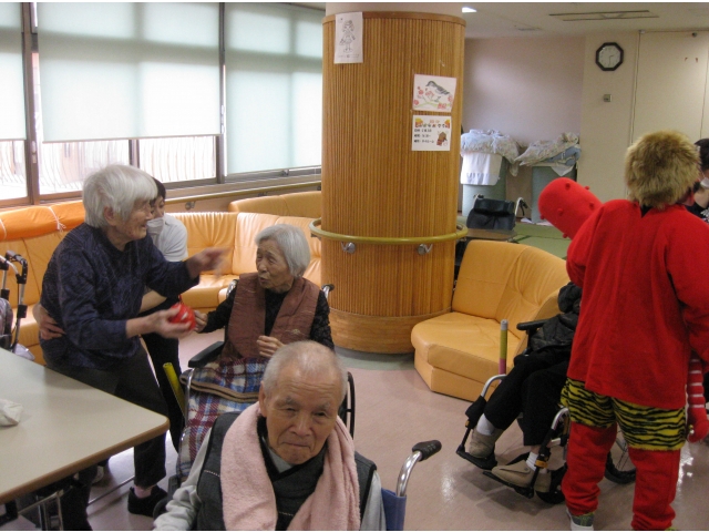 逃がさないぞー！