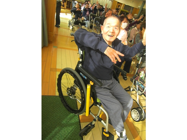 「人生お宝節」の合いの手、
「ハッ！」