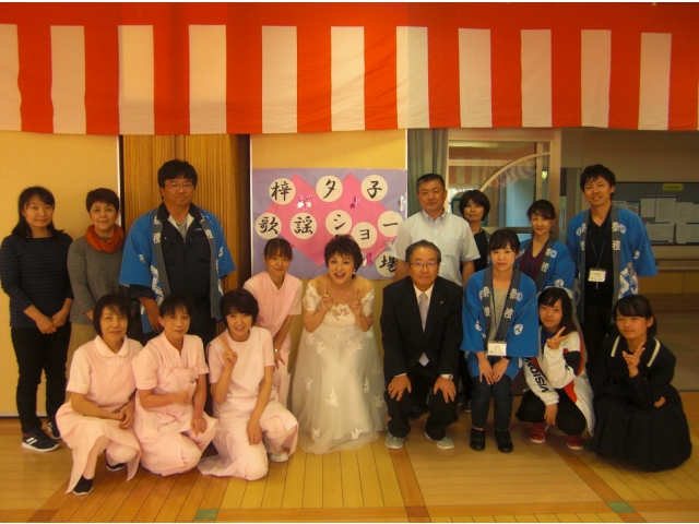 梓さんを囲んで♪