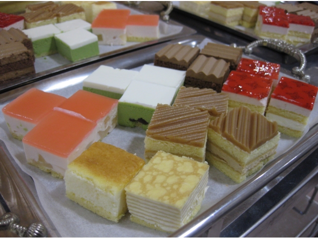 ケーキおいしそうです。