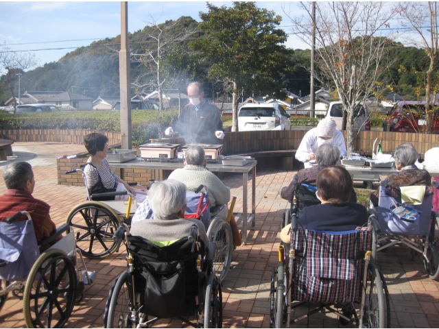 本日さんま日和。焼けるまでが待ち遠しい～！