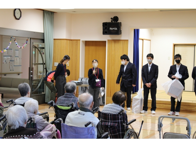 まずはご挨拶から