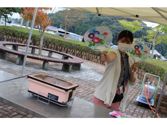 まずは火起こし！！がんばるぞー！！！