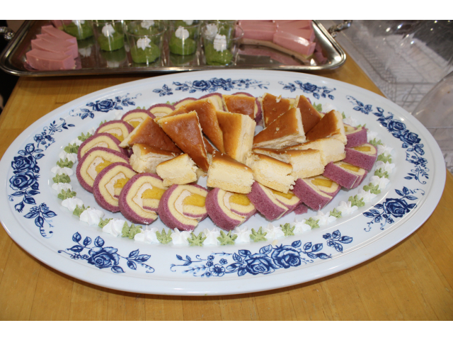 美味しそうなケーキバイキングの始まりです🍰