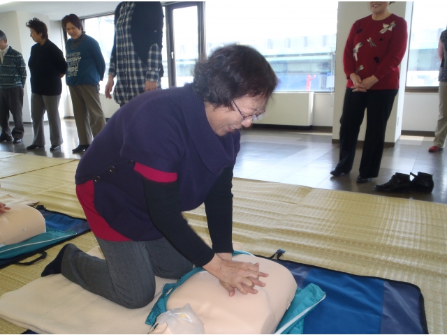 やってみると、結構難しいです