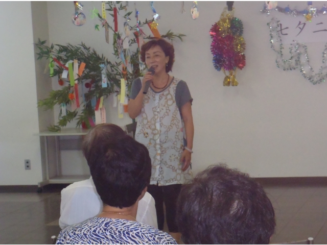 歌の披露がありました。