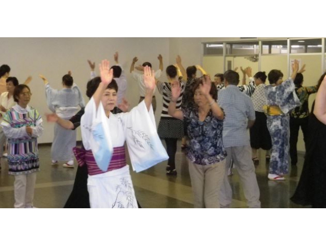 盆踊り指導　その２