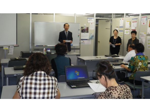 パソコン教室にて