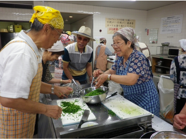 水餃子等の具づくり