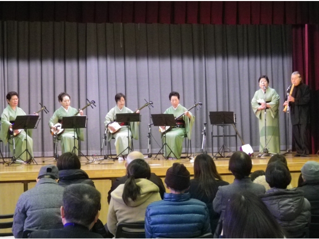 日本民謡の歌と踊り