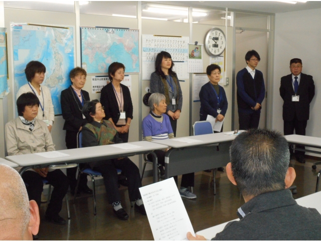 職員と講師の紹介