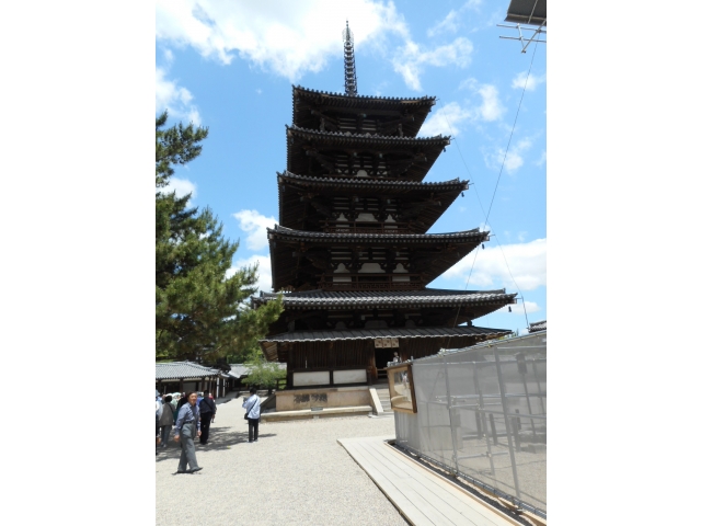 世界最古の木造建築と言われています