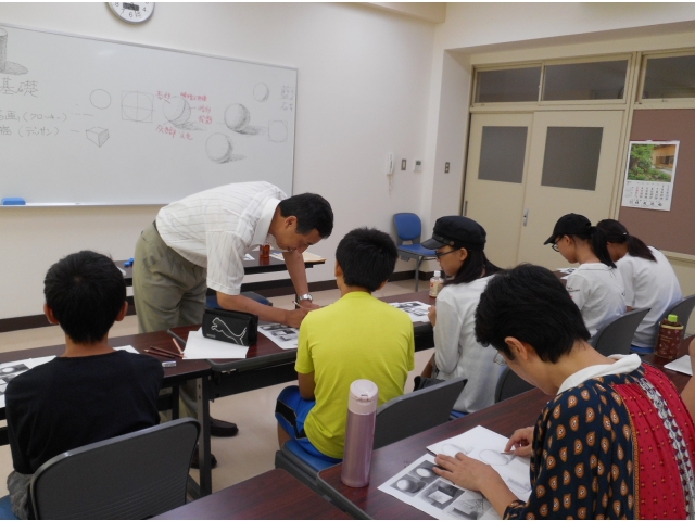 描き方を、一人一人に指導されました