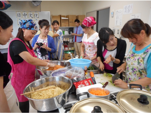 料理づくりの様子です