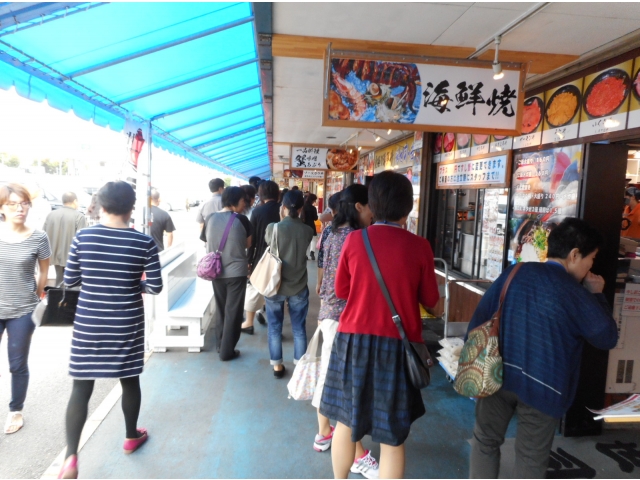 お昼は何を食べようかな？