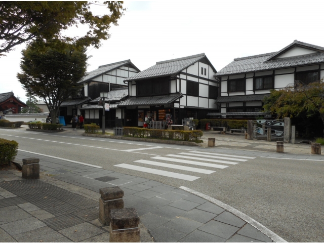 伝統的な町並みが再生されています