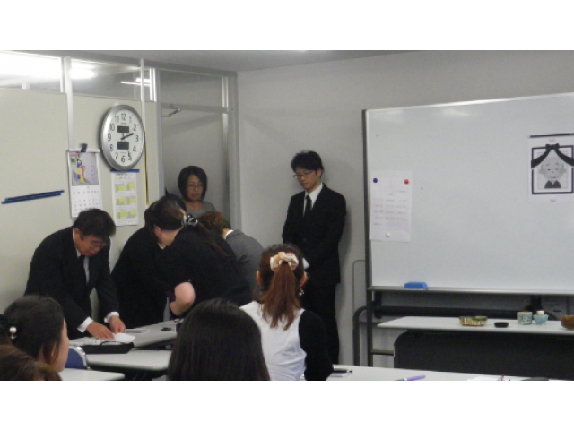 焼香場面の練習