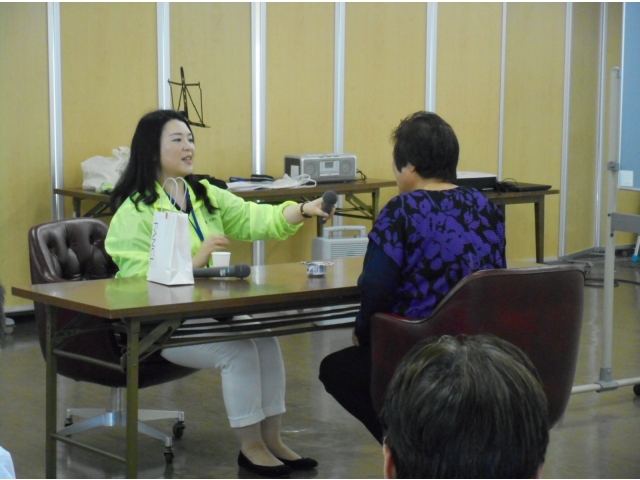 友人宅を訪問する設定の会話練習