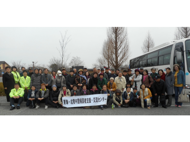 ベルファーム入口の驛鈴前（１号車の皆さん）