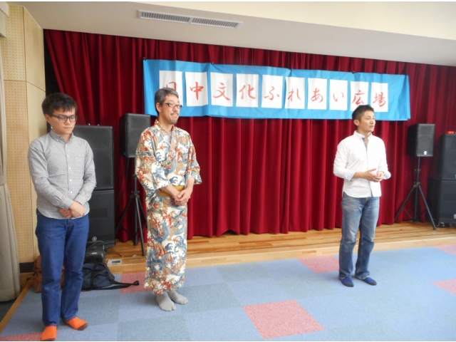 「郡上踊り」の講師