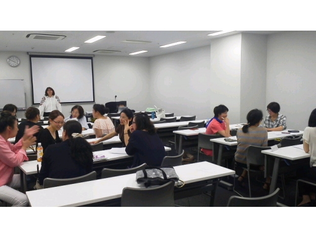 グループごとに情報交換