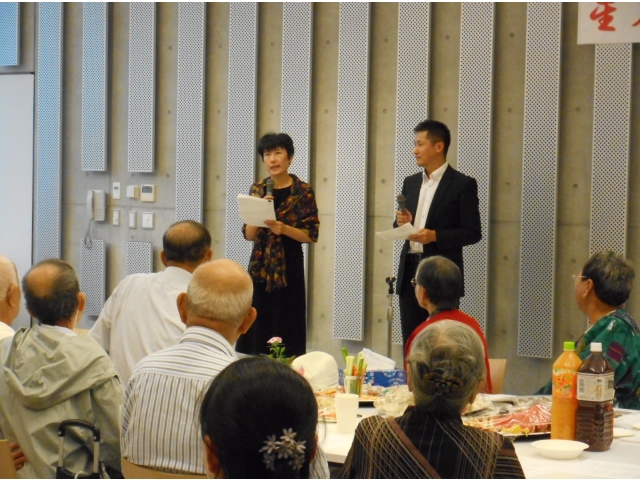 岐阜星友会の辛代表と司会の宮氏