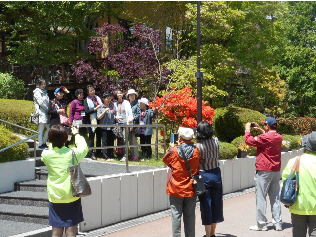 園内では多くの方が記念写真を撮っていました。