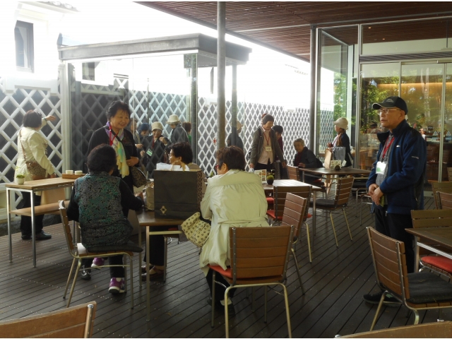 記念館を見学した後、少し休憩しました。