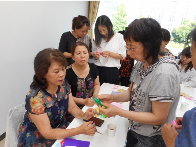 手芸教室　花びらの作り方