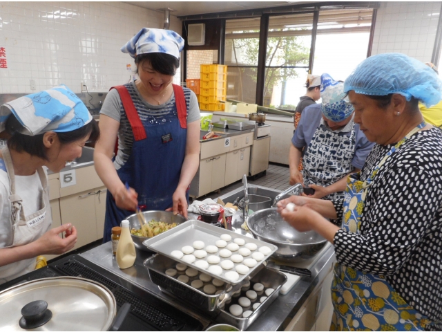 ぜんざいの団子、沢山つくりました。