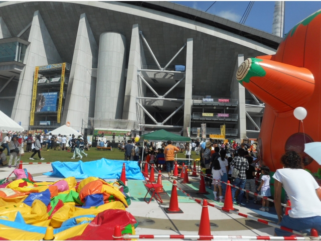 親子連れが沢山いて、とても賑わっていました。