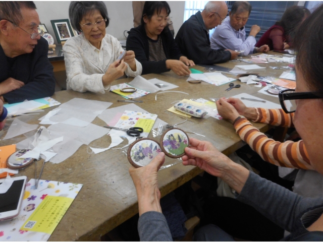 額タイプの作品です。