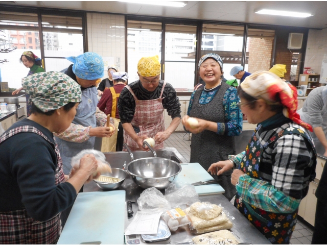 ナゲットのつなぎに、じゃが芋を使いました