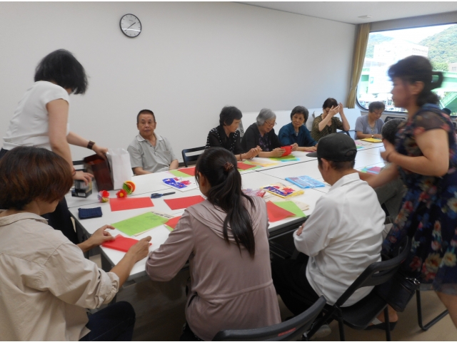 手芸教室の始まりです。