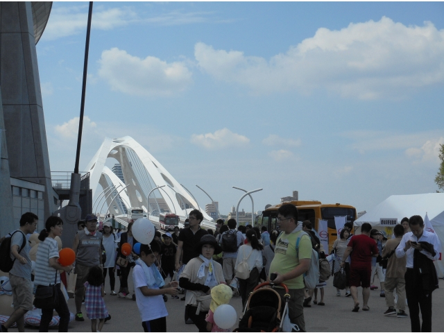 スタジアム屋外の風景　２