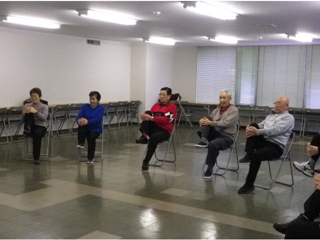 下半身のストレッチ体操