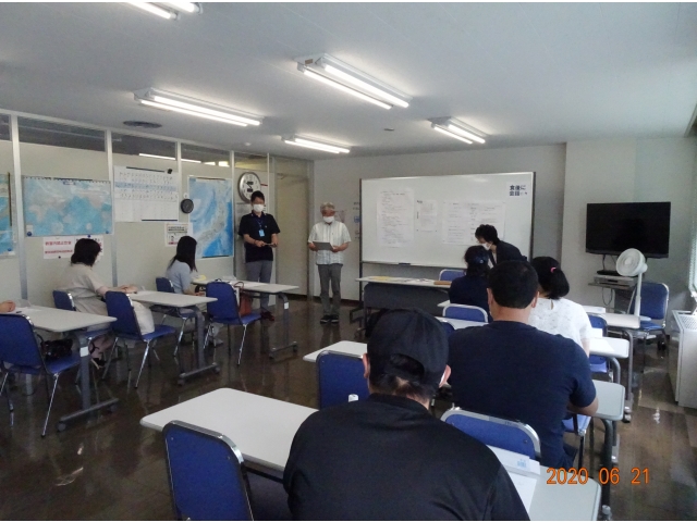 まず、所長から挨拶がありました。