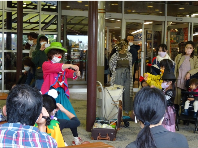 クラウンのマジックショー