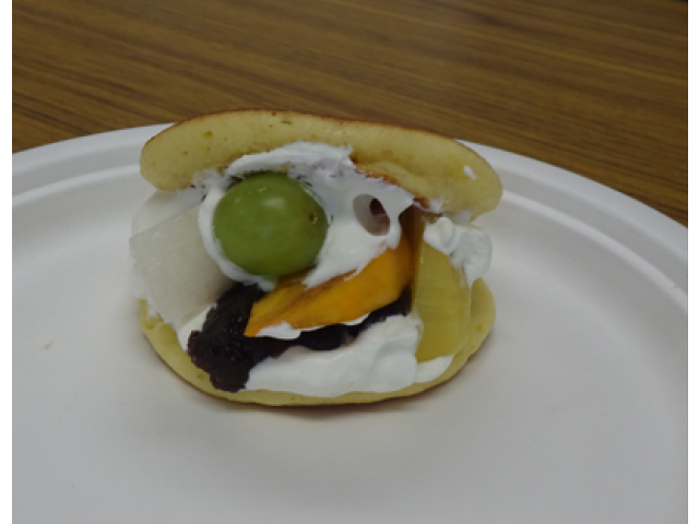 フルーツどら焼き