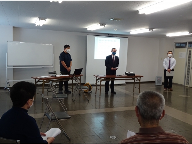 所長あいさつと講師の紹介